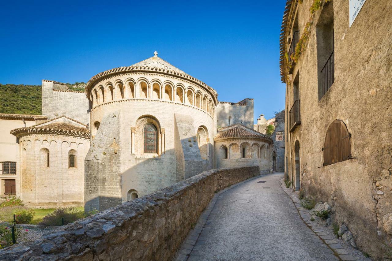 Villa Gite Du Chant Des Oiseaux Saint-Guilhem-le-Desert Exterior foto